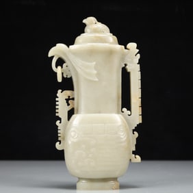 An Exquisite Green Jade Bird Pattern Vase