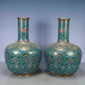 A Exquisite A pair of Cloisonne Lotus Pattern Vase