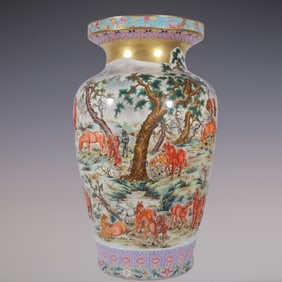 An Exquisite Famille-Rose Lotus Pattern Horse Pattern Vase