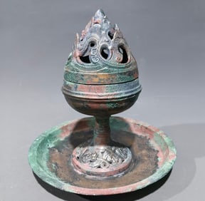 An Archaic Bronze Dragon Pattern Censer