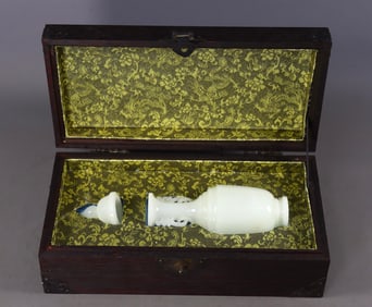 An Exquisite White Jade Double-Ears Vase