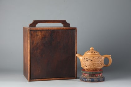 An Exquisite Purple Sands Hollow Landscape Pattern Teapot