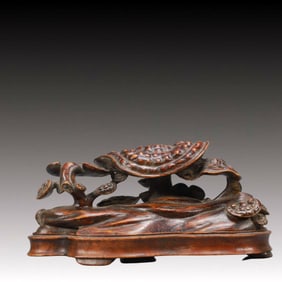 An Exquisite Eaglewood Ganoderma lucidum Ornament
