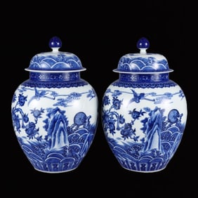 A Pair of Rare Blue and White Pine and Deer Pattern Cover Jars