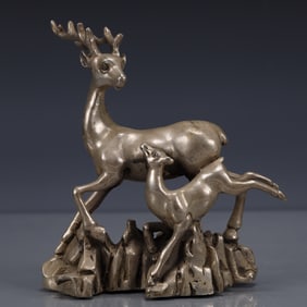 An Exquisite Silver-plated Deer Ornament