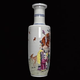A Huge Blue and White Famille-Rose Character and Story Pattern Vase