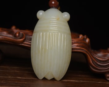 An Exquisite White Jade Cicada Pendant