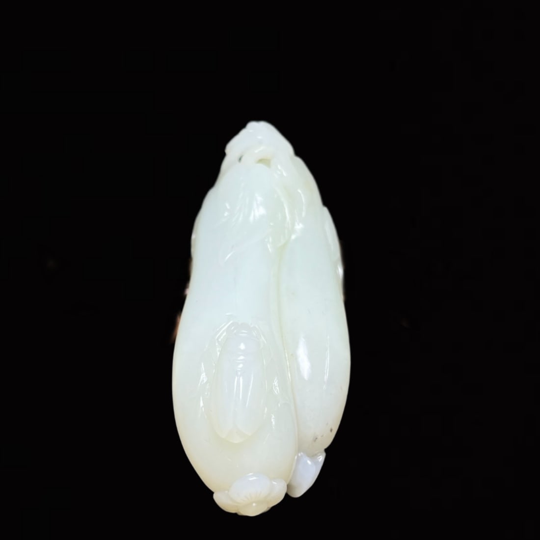 An Exquisite White Jade Hand Piece (1 of 7)