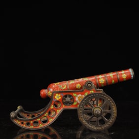 An Ecmxquisite Cloisonne Flower Pattern Ornament