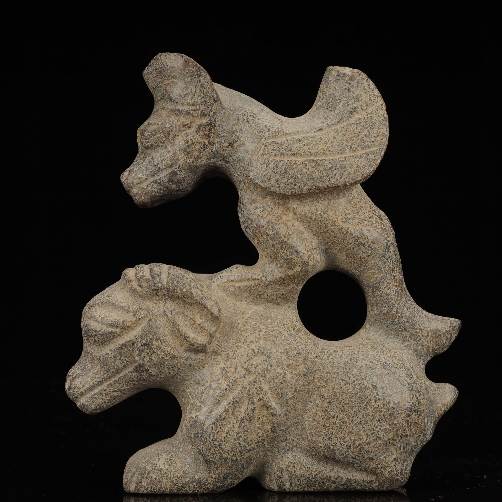 An Archaic Hongshan Culture Gaogu Jade Beast Ornament (1 of 14)