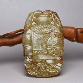 An Exquisite White Jade Elephant Pattern Hand Piece