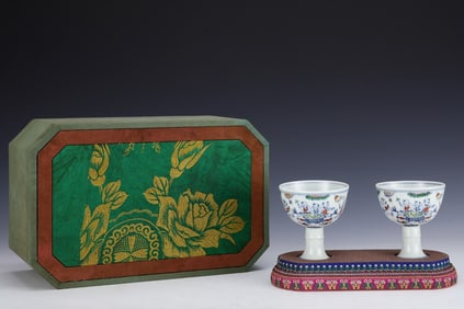 A Pair of Exquisite Doucai Figure Pattern Stem Cups