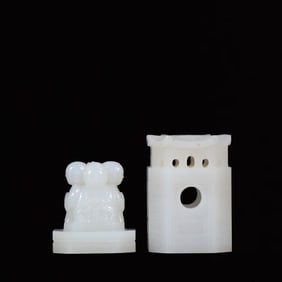 An Exquisite White Jade Figure Pattern Niche