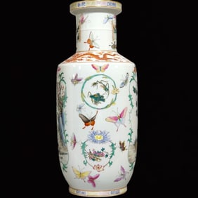 A Huge Famille-Rose Painted Gold Flower and Butterfly Pattern Vase