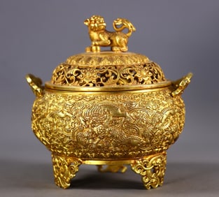 An Exquisite Gilt Bronze Auspicious Beast Pattern Double-Ears Tripod Censer
