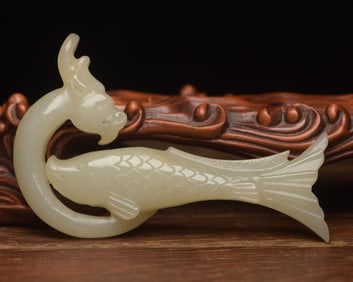 An Exquisite White Jade Fish and Dragon Pendant