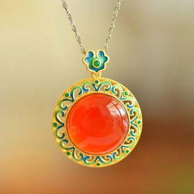 An Exquisite Sterling Silver-Gold Plated Inlaid Agate Enamel Pendant