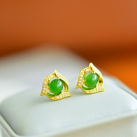 A Pair of Exquisite Sterling Silver-Gold Plated Inlaid Jasper Earrings