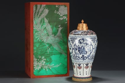 A Rare Blue and white underglaze red lotus figure story pattern vase