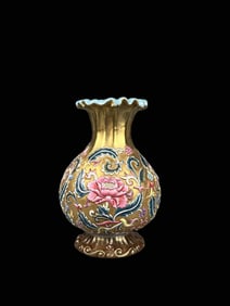 Enamel Outline in gold Carved Gold Flower Pattern Vase