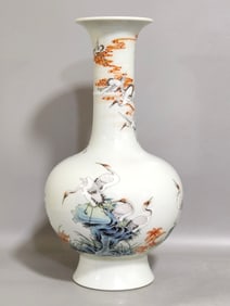 A Rare Enamel Flower and Bird Pattern Vase