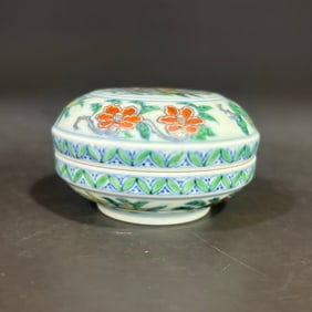 A Rare Doucai Folding Branch Flower and Fruit Pattern Rouge Box