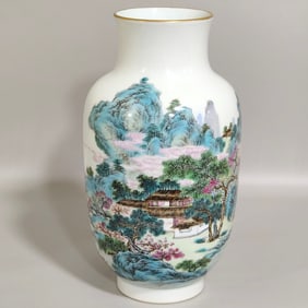 A Rare Famille-Rose Outline in gold Landscape Pattern Vase
