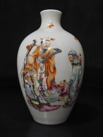 A Rare Famille-Rose Outline in gold Character and Story Pattern Vase,With poem