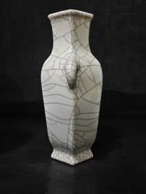A Rare Ge yao Double-Ears Vase