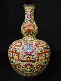 A Rare Enamel Lotus Pattern Gourd-Shaped Vase