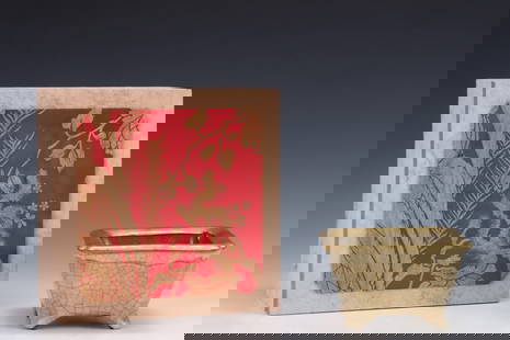A Rare  Ge yao Square Brush Washer,with an Imperial Poem by Emperor Qianlong: A Rare Ge yao Square Brush Washer,with an Imperial Poem by Emperor Qianlong,Song Dynasty, China,Size:3.5inx5.6in &#21733;&#31377;&#22235;&#26041;&#31508;&#27927;,&#24102;&#20094;&#38534;&#24481;&#3906