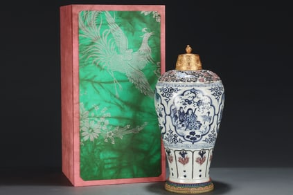 A Rare Blue and white underglaze red lotus figure story pattern vase