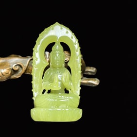 An Exquisite Yellow Jade Statue of Avalokitesvara