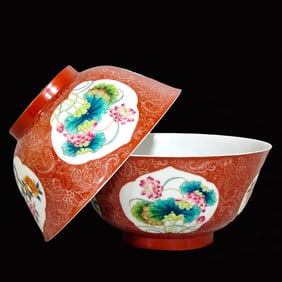 A Pair of Exquisite Enamel Coral Red Glazed Flower Pattern Bowls