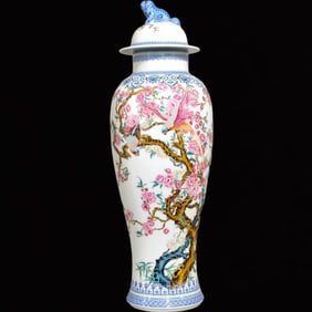 A Huge Enamel Flower and Bird Pattern Cover Jar,With Poem