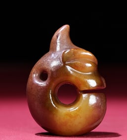 An Exquisite White Jade Pendant