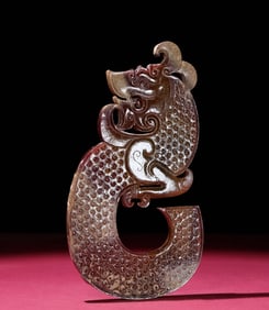 An Exquisite White Jade Dragon Pattern Pendant