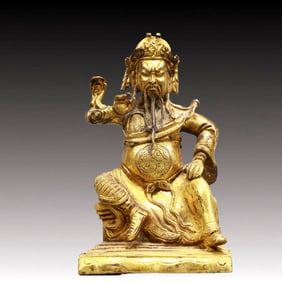 A Solemn Gilt Bronze Statue of 'Guan Gong'