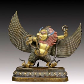A Solemn Gilt Bronze Statue of Vajra