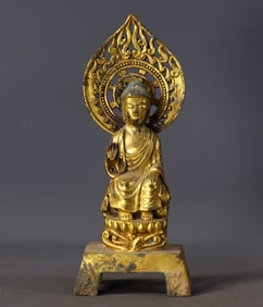 An Exquisite Gilt Bronze Buddha Ornament