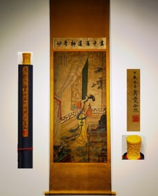 A Chinese Vertical Scroll Ink Painting of Woman on Silk,Leng Mei
