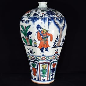 An Exquisite Blue and White Wucai Character and Story Pattern Vase