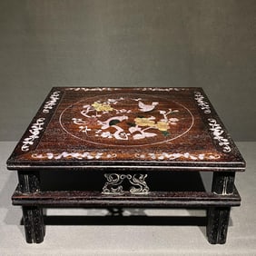 An Exquisite Zitanwood Inlaid Shell Flower and Bird Pattern Table