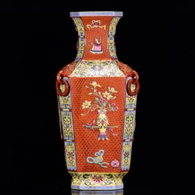 An Exquisite Famille-Rose Painted Gold Carved Flower Pattern Vase
