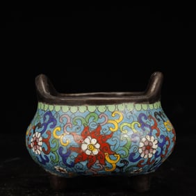 An Ecmxquisite Cloisonne Lotus Pattern Double-Ears Censer