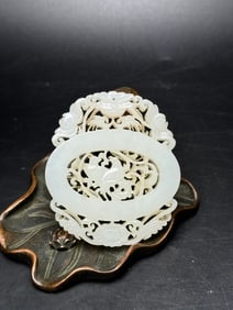 An Exquisite White Jade Hollow Flower and Bird Pattern Pendant