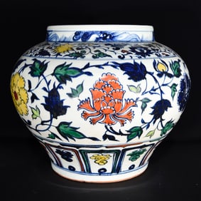 An Exquisite Blue and White Wucai Lotus Pattern Jar