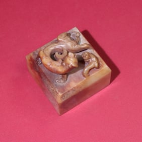 An Exquisite White Jade Chi-Dragon Pattern Seal