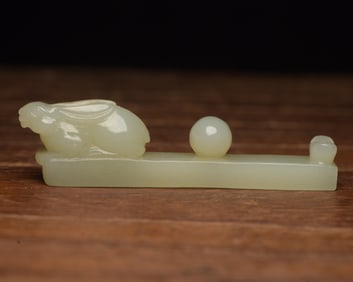 An Exquisite White Jade Incense holder