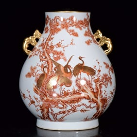An ExquisiteIron-Red Painted Gold Songhe Pattern Double-Ears Vase